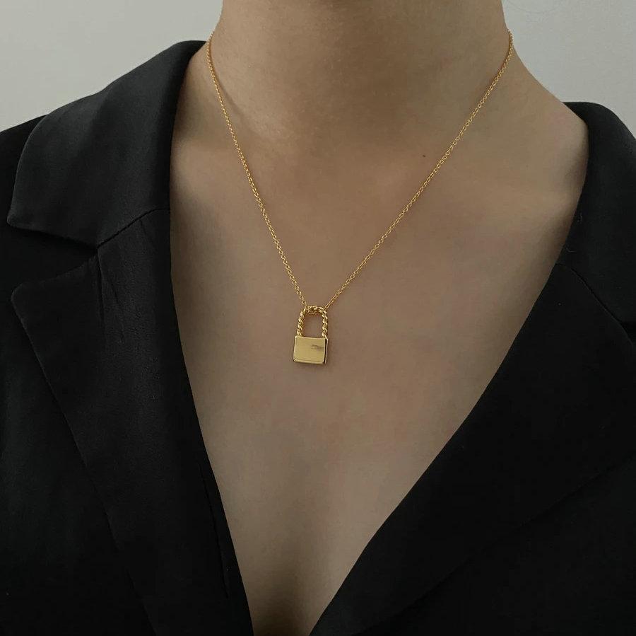 Gilded Garland Choker