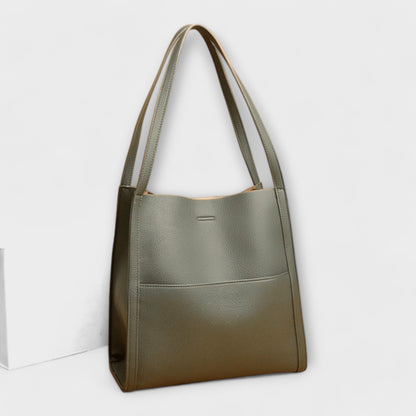 Aurellia. - Handcrafted Leather Bag with Ample Space and Sturdy Handles for Everyday Use