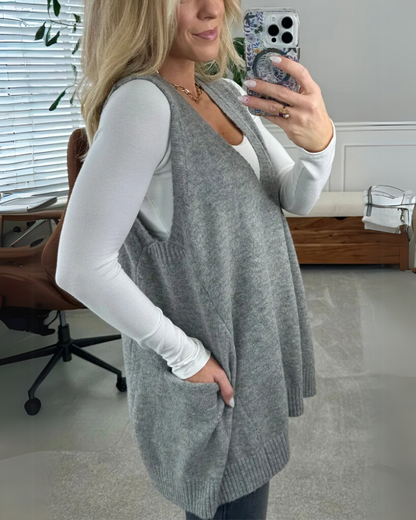 Elena - Knitted Gilet