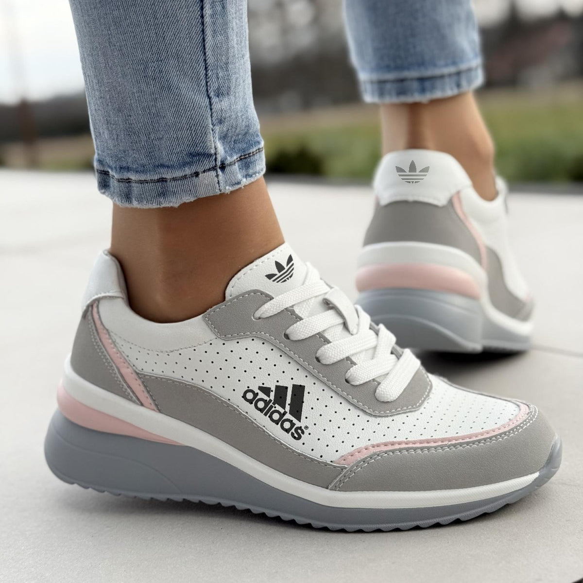 Beautiful women's sneakers in natural leather