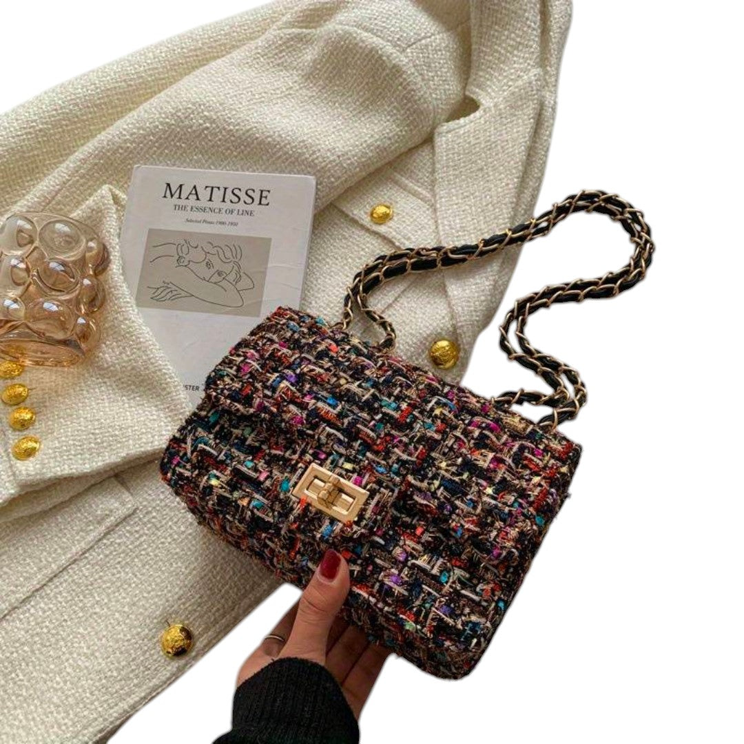 Aurellia - Elegant Crossbody Bag for Women, Versatile and Lightweight Design