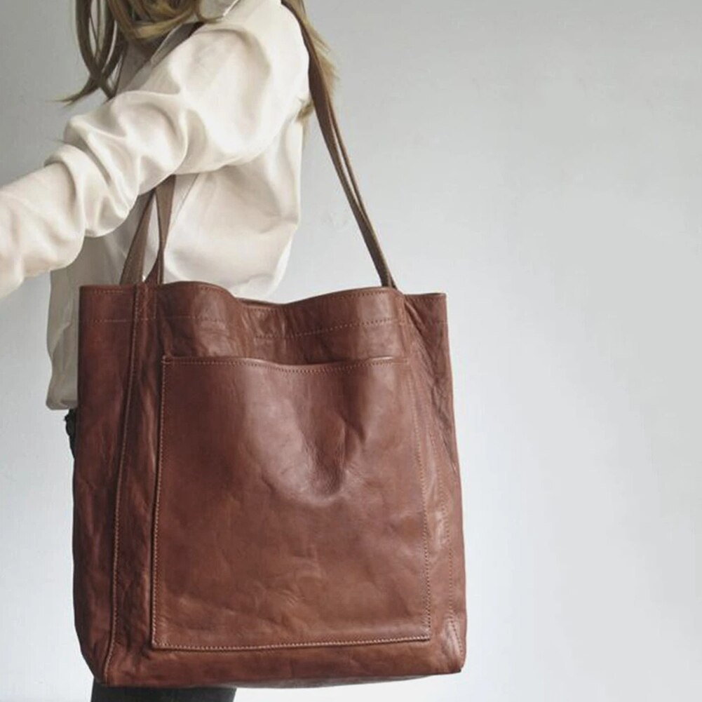 Aurellia - Elegant and Functional Shoulder Bag for Work and Leisure