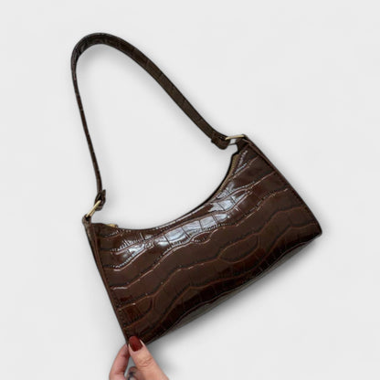 Aurellia. - Spacious and Elegant Glossy Leather Bag for Everyday Use