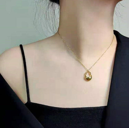Velvet Dream Chain
