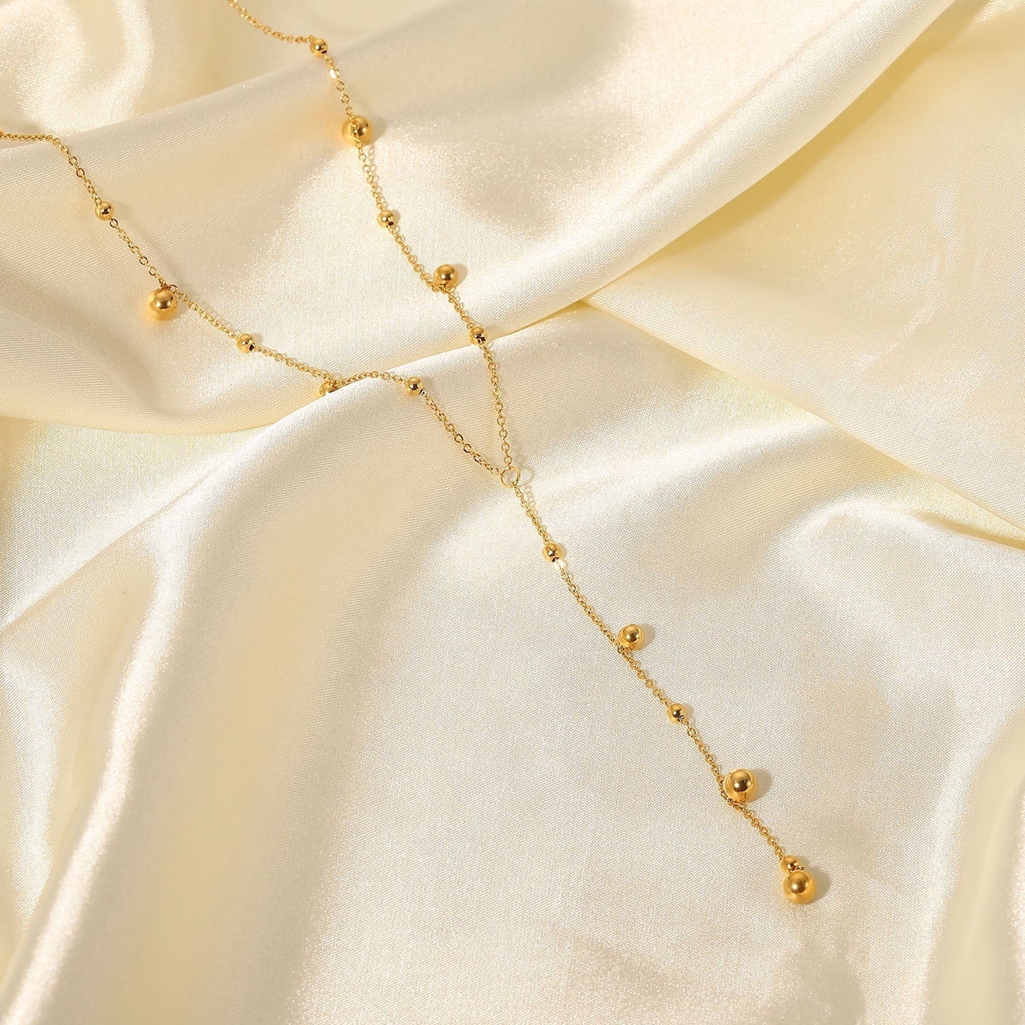Whispers of Willow Lariat