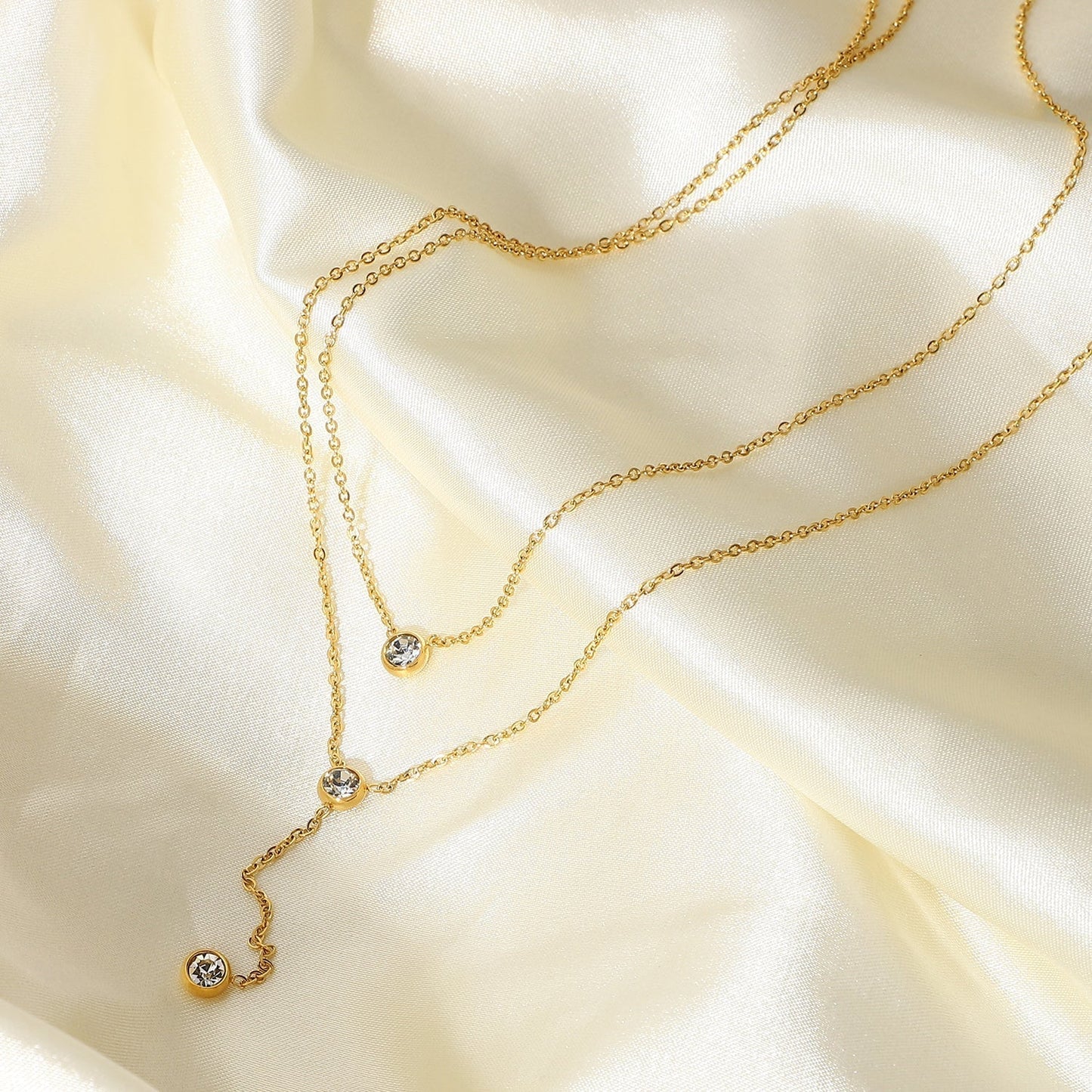 Regal Reverie Lariat