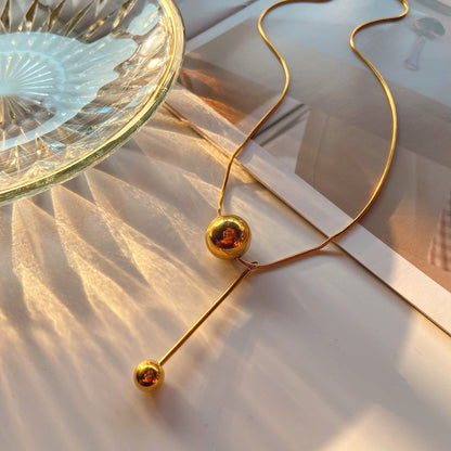 Celestial Cascade Lariat