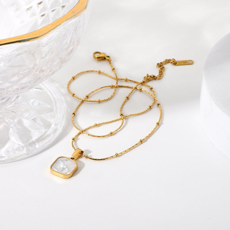 Lustrous Lullaby Chain