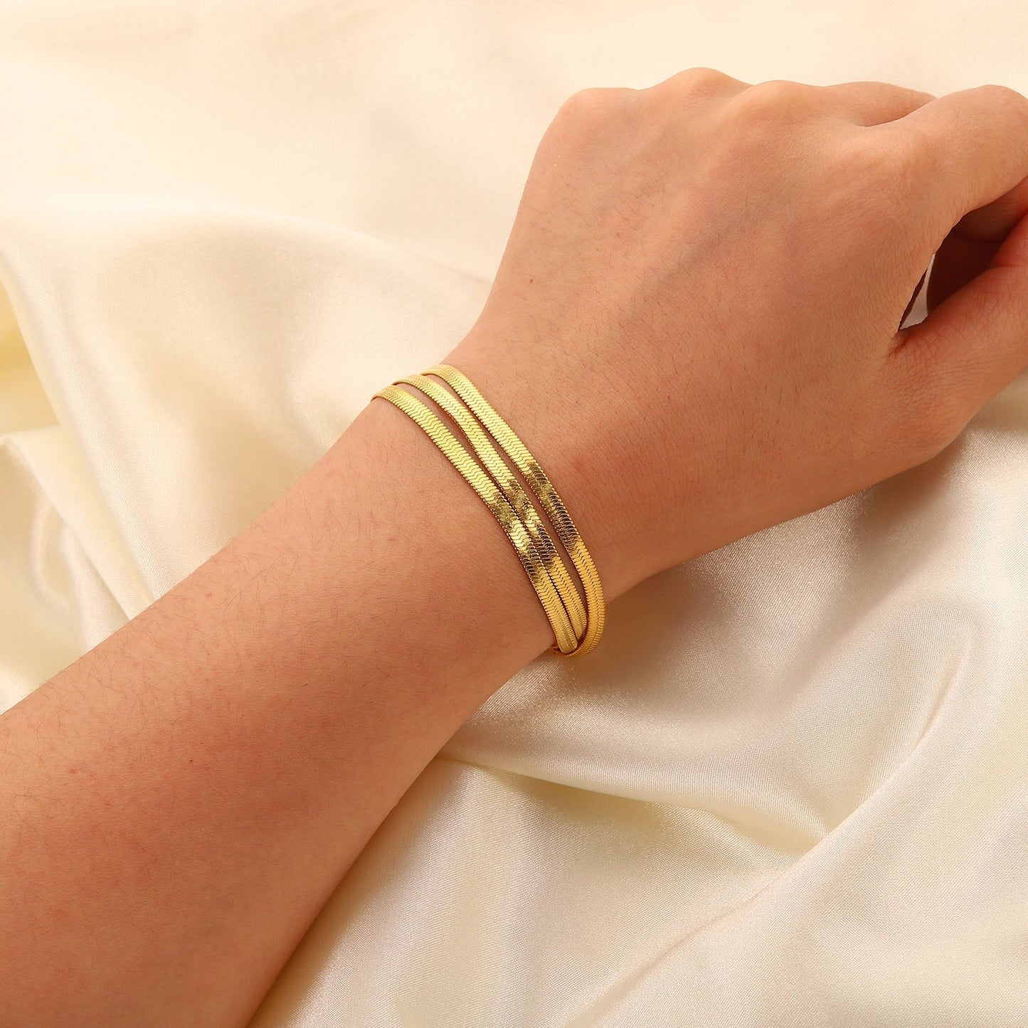 Whispering Willow Charm Bangle