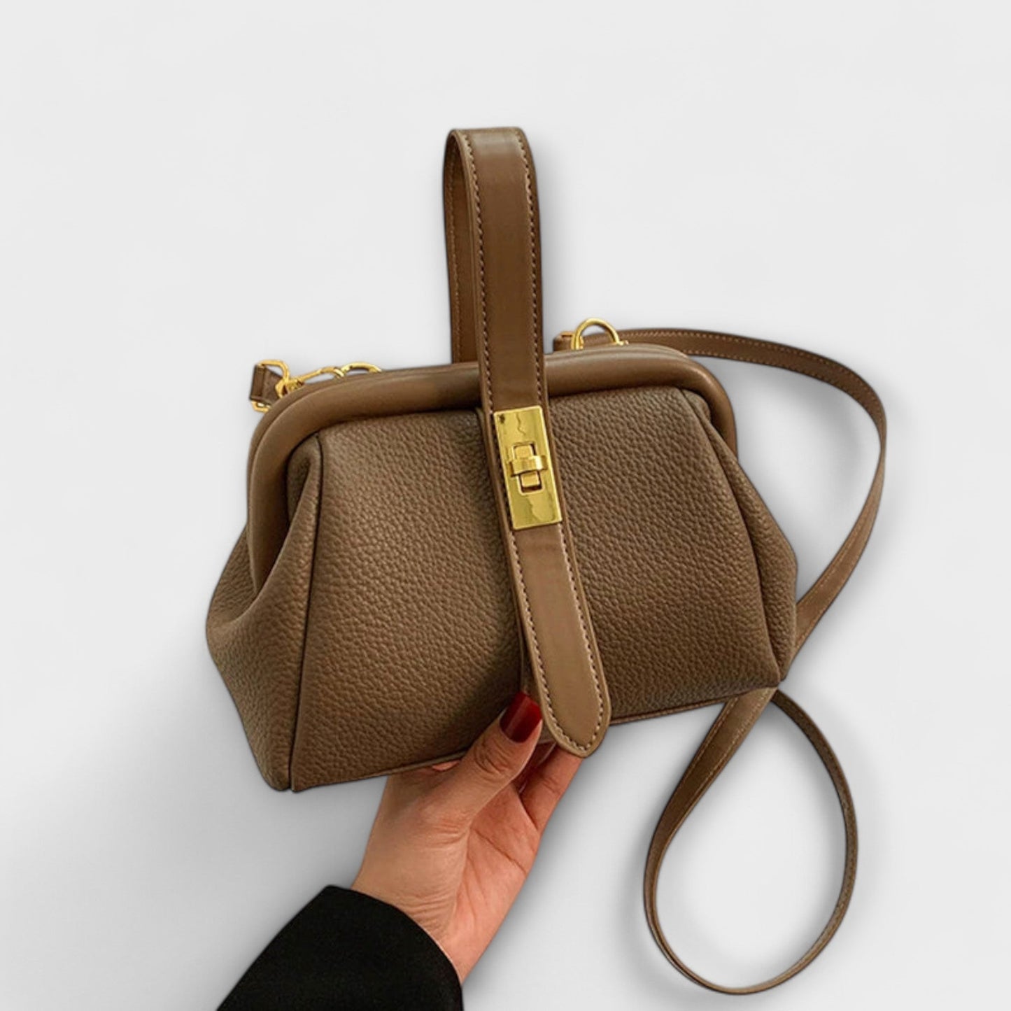 Aurellia Retro Handbag - Classic Design, Spacious Interior, Everyday Use