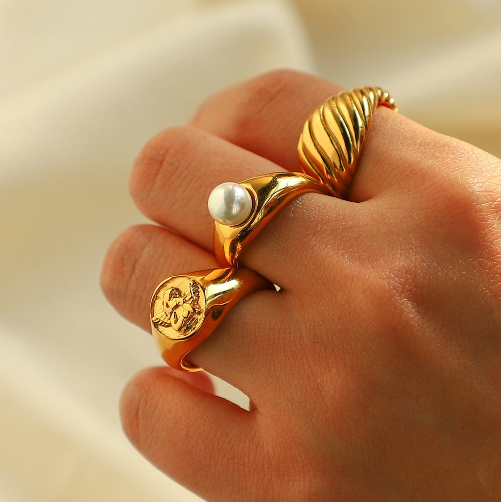 Velvet Dream Ring