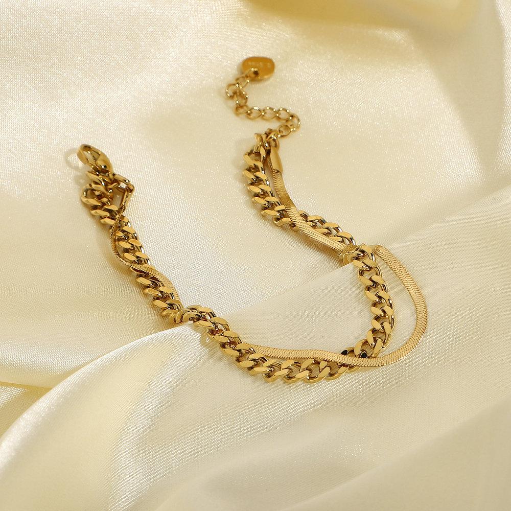 Regal Reverie Bangle