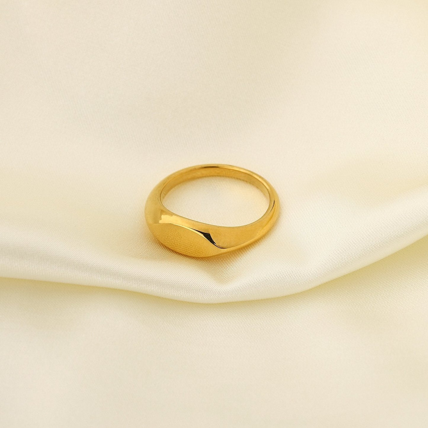 Rhapsody in Rosegold Band