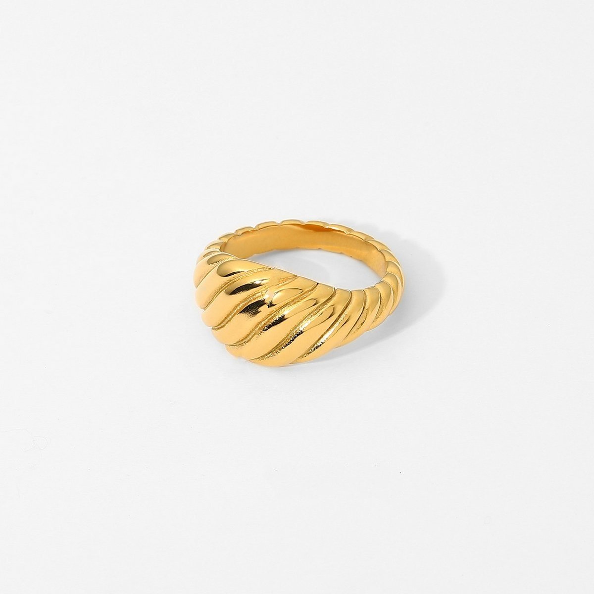 Velvet Dream Ring