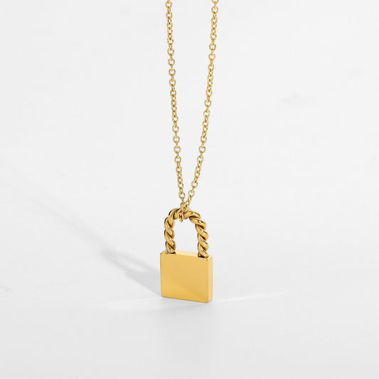 Gilded Garland Choker