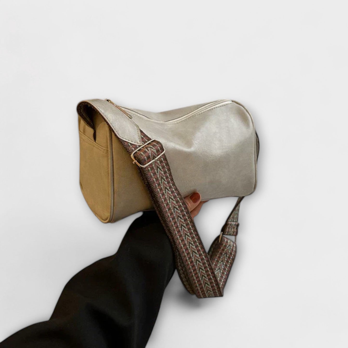 Aurellia Vintage Shoulder Bag - Elegant and Practical for Everyday Use
