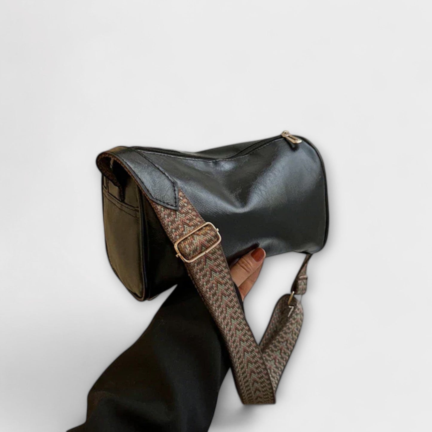 Aurellia Vintage Shoulder Bag - Elegant and Practical for Everyday Use