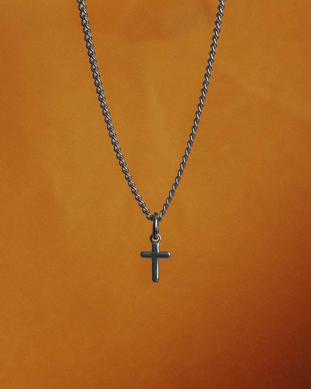 Lustrous Lullaby Pendant