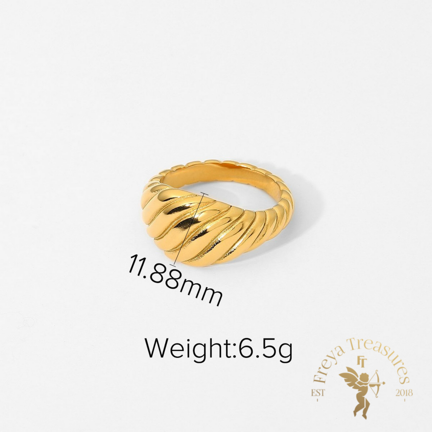 Velvet Dream Ring