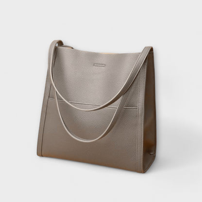 Aurellia. - Handcrafted Leather Bag with Ample Space and Sturdy Handles for Everyday Use
