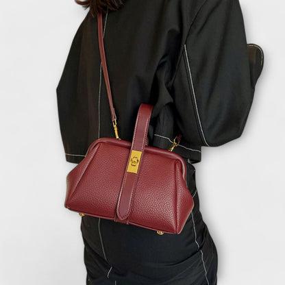 Aurellia Retro Handbag - Classic Design, Spacious Interior, Everyday Use