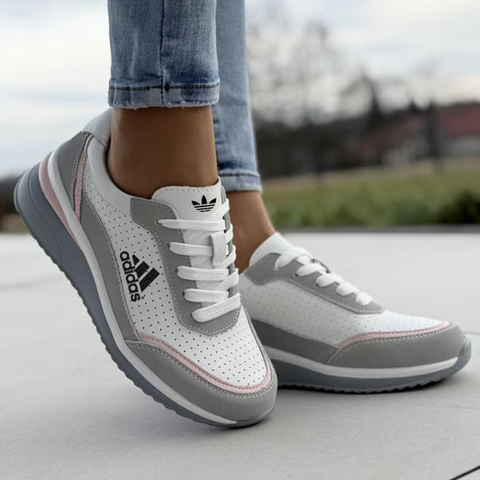 Beautiful women's sneakers in natural leather