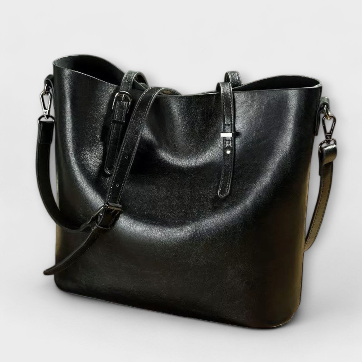 Aurellia Vintage Crossbody Bag - Spacious, Versatile Design for Everyday Use